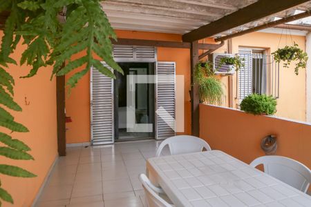 Casa à venda com 195m², 3 quartos e 3 vagasSacada 1