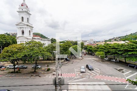 Apartamento à venda com 80m², 2 quartos e 1 vaga Apartamento à venda com 80m², 2 quartos e 1 vagaVista da Área de Serviço