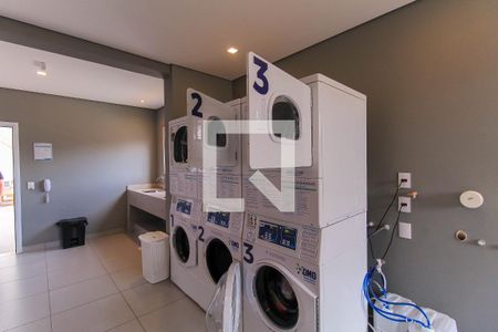 Apartamento à venda com 40m², 2 quartos e 1 vaga Apartamento à venda com 40m², 2 quartos e 1 vagaLavanderia