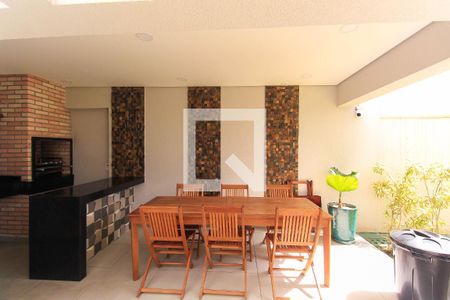 Apartamento à venda com 40m², 2 quartos e 1 vaga Apartamento à venda com 40m², 2 quartos e 1 vagaÁrea comum - Churrasqueira