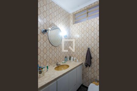 Casa à venda com 285m², 3 quartos e 4 vagasBanheiro