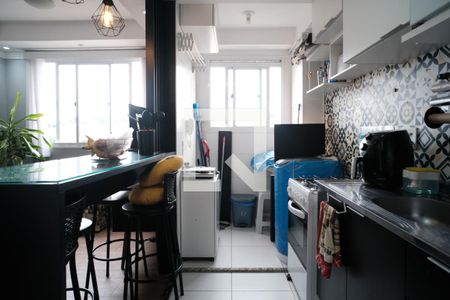 Cozinha  de apartamento para alugar com 2 quartos, 40m² em Vila Silvia, São Paulo