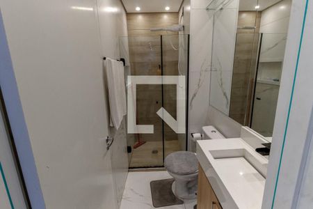 Banheiro de apartamento para alugar com 2 quartos, 36m² em Paraisópolis, São Paulo