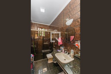 Casa à venda com 360m², 4 quartos e 3 vagasBanheiro da Suíte