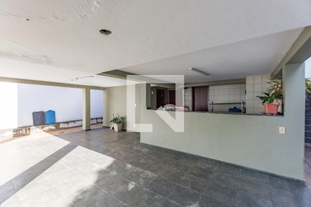 Casa à venda com 360m², 4 quartos e 3 vagasQuintal