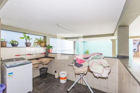 Casa à venda com 360m², 4 quartos e 3 vagasÁrea de Serviço