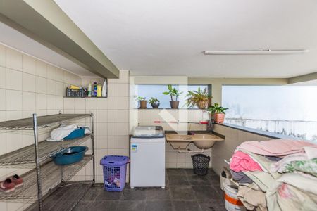 Casa à venda com 360m², 4 quartos e 3 vagasÁrea de Serviço