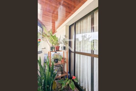 Apartamento à venda com 106m², 2 quartos e 2 vagasVaranda