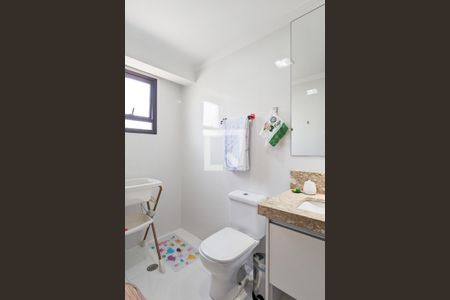 Apartamento à venda com 106m², 2 quartos e 2 vagasBanheiro da suíte 1