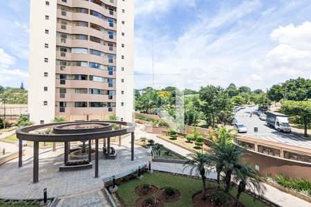 Apartamento à venda com 106m², 2 quartos e 2 vagasVista da varanda