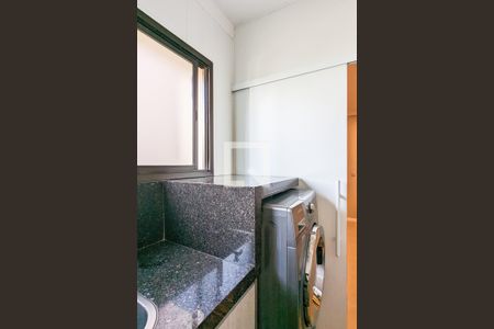 Apartamento à venda com 106m², 2 quartos e 2 vagasÁrea de serviço