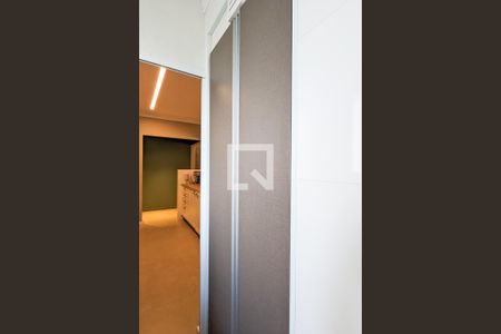 Apartamento à venda com 106m², 2 quartos e 2 vagasÁrea de serviço