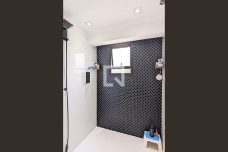 Apartamento à venda com 106m², 2 quartos e 2 vagasBanheiro da suíte 2