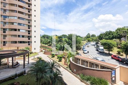 Apartamento à venda com 106m², 2 quartos e 2 vagasVista da varanda