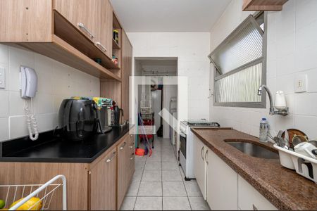 Apartamento à venda com 65m², 2 quartos e 2 vagasCozinha