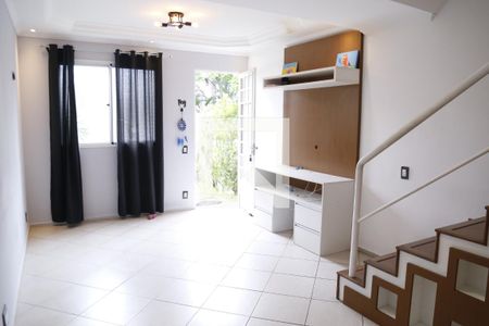 Sala de casa de condomínio à venda com 2 quartos, 70m² em Jardim Felicidade (zona Oeste), São Paulo