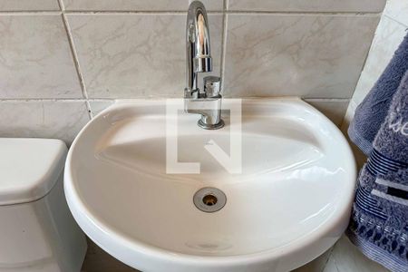 Casa à venda com 155m², 3 quartos e 2 vagas Banheiro 1