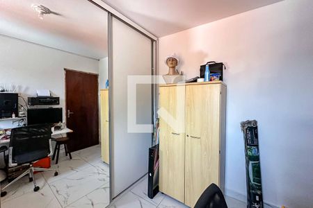 Casa à venda com 155m², 3 quartos e 2 vagasQuarto 3 