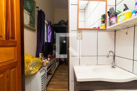 Casa à venda com 145m², 3 quartos e sem vagaBanheiro da Suíte