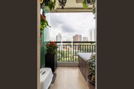 Varanda de apartamento para alugar com 3 quartos, 64m² em Jardim Caboré, São Paulo