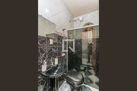 Casa à venda com 80m², 4 quartos e 2 vagasBanheiro Social 1