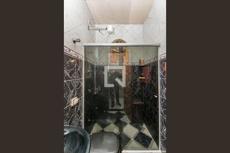 Casa à venda com 80m², 4 quartos e 2 vagasBanheiro Social 1