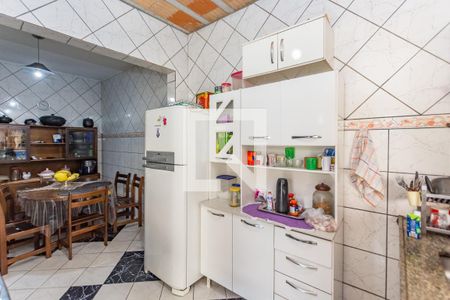 Casa à venda com 80m², 4 quartos e 2 vagasCozinha