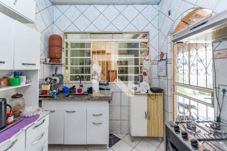 Casa à venda com 80m², 4 quartos e 2 vagasCozinha