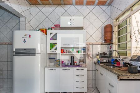 Casa à venda com 80m², 4 quartos e 2 vagasCozinha