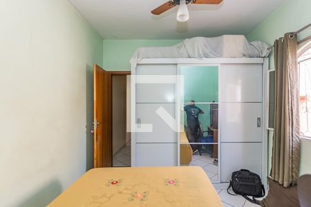 Casa à venda com 80m², 4 quartos e 2 vagasQuarto 1