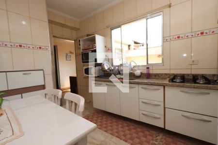 Casa para alugar com 80m², 2 quartos e 1 vagaCozinha
