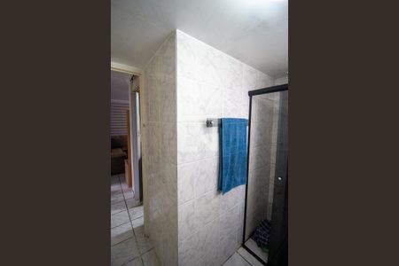 Banheiro de apartamento à venda com 2 quartos, 50m² em Conjunto Residencial José Bonifácio, São Paulo