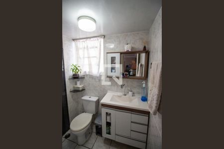 Banheiro de apartamento à venda com 2 quartos, 50m² em Conjunto Residencial José Bonifácio, São Paulo