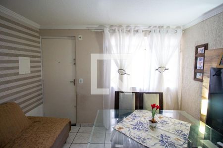 Sala de apartamento à venda com 2 quartos, 50m² em Conjunto Residencial José Bonifácio, São Paulo