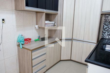 Cozinha de apartamento para alugar com 2 quartos, 55m² em Remédios, Osasco