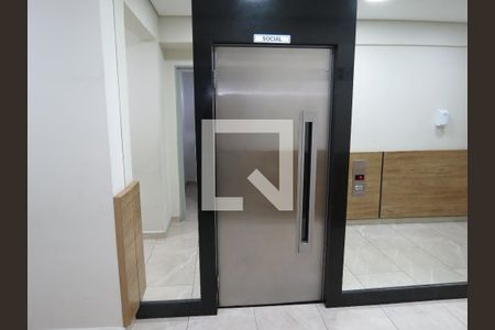 Apartamento à venda com 55m², 2 quartos e 1 vagaElevador
