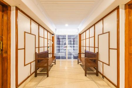 Apartamento à venda com 120m², 1 quarto e sem vagaHall social
