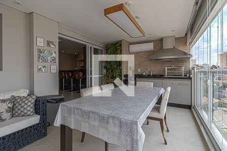 sacada de apartamento à venda com 2 quartos, 111m² em Aclimação, São Paulo