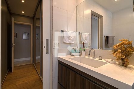 Apartamento à venda com 111m², 2 quartos e 2 vagasbanheiro suíte