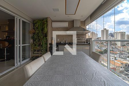 sacada de apartamento à venda com 2 quartos, 111m² em Aclimação, São Paulo