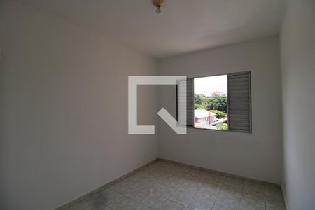 Quarto 1 de casa para alugar com 2 quartos, 45m² em Interlagos, São Paulo