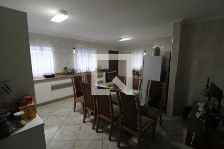 Casa à venda com 310m², 3 quartos e 6 vagasCozinha