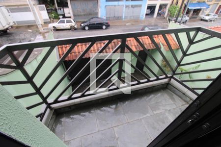 Casa à venda com 310m², 3 quartos e 6 vagasQuarto 2 - varanda