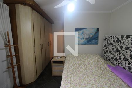 Casa à venda com 310m², 3 quartos e 6 vagasQuarto 2