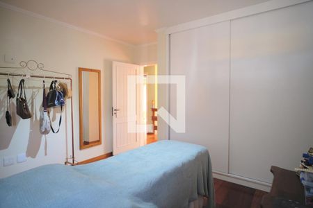 Casa à venda com 280m², 3 quartos e 4 vagasSuíte 2