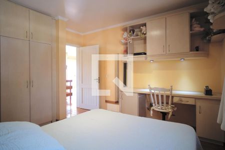 Casa à venda com 280m², 3 quartos e 4 vagasSuíte 1