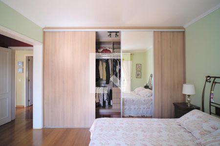 Casa à venda com 280m², 3 quartos e 4 vagasSuíte 3