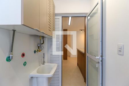 Apartamento para alugar com 69m², 2 quartos e 1 vagaÁrea de Serviço