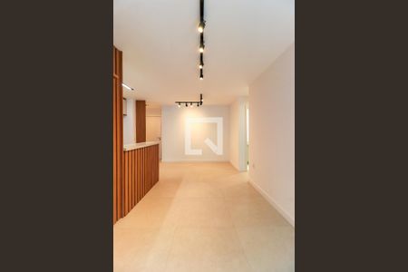 Apartamento para alugar com 69m², 2 quartos e 1 vagaSala