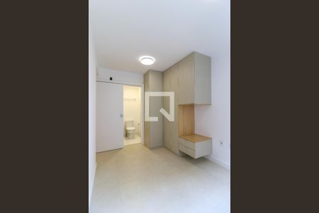 Apartamento para alugar com 69m², 2 quartos e 1 vagaSuíte